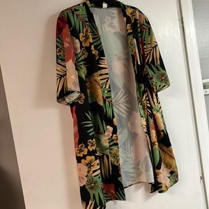 Safari light weight cover-up short sleeves